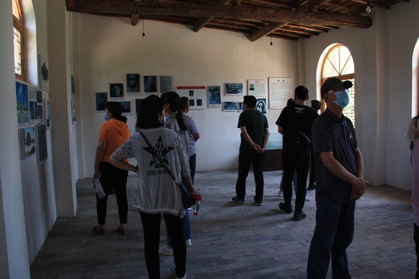 1592470760123721.jpg 2020.6.17下午參觀(guān)寧夏工委紀(jì)念館 111_wps圖片.JPG