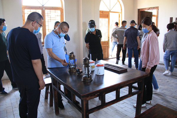 1592470801490605.jpg 2020.6.17下午參觀(guān)寧夏工委紀(jì)念館 120_wps圖片_副本.jpg